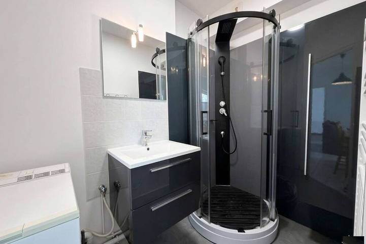 Gîte pour 4 personnes, avec terrasse, animaux acceptés dans Plage de Grève Blanche - 3