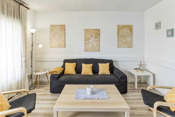 Ganze Wohnung, Apartment 'Big Salins' mit Meerblick, Wlan und Klimaanlage in Empuriabrava, Oberampurien