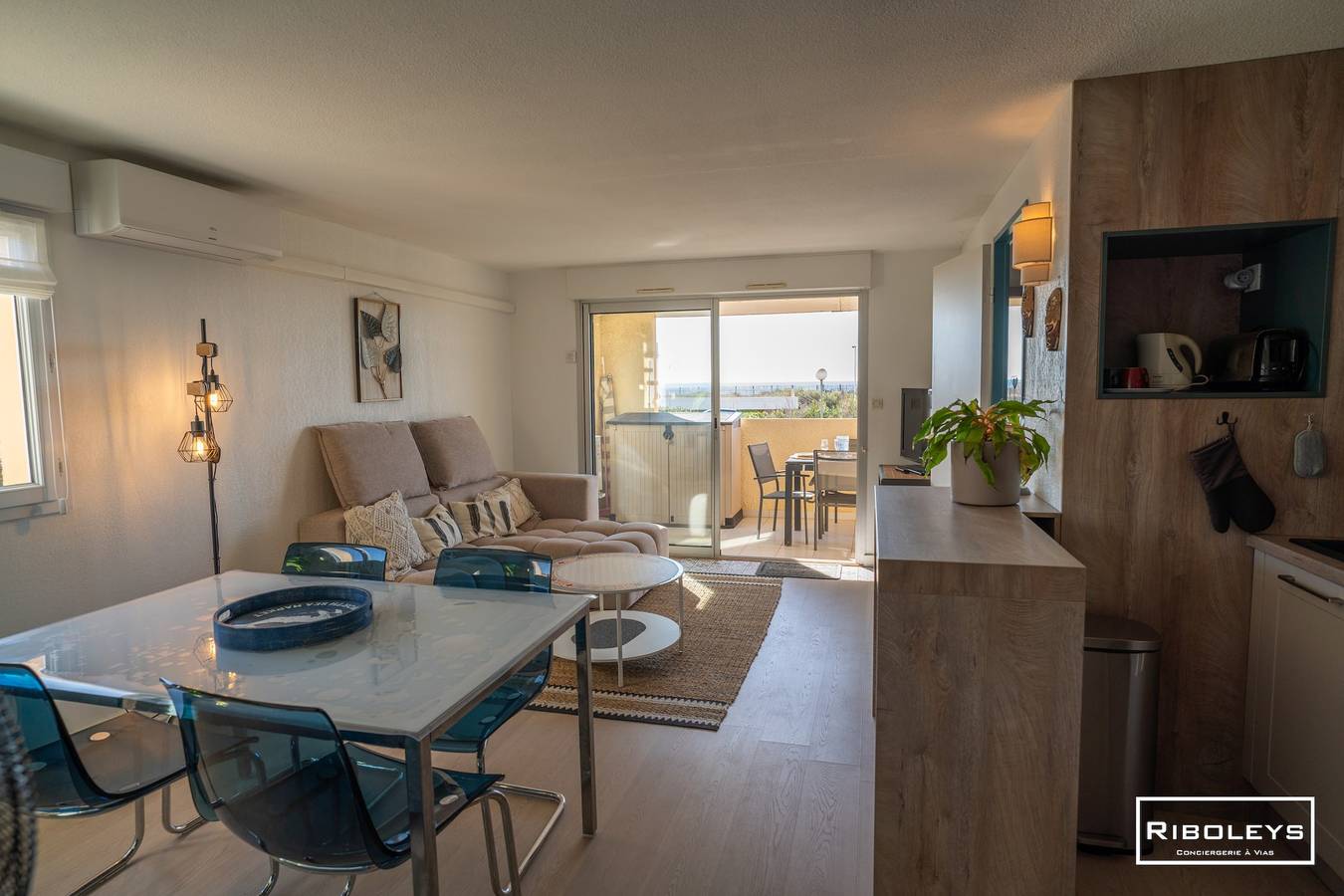 Apartamento entero, Riboleys - T3 climatisé avec piscine face à la mer in Vias Plage, Vias