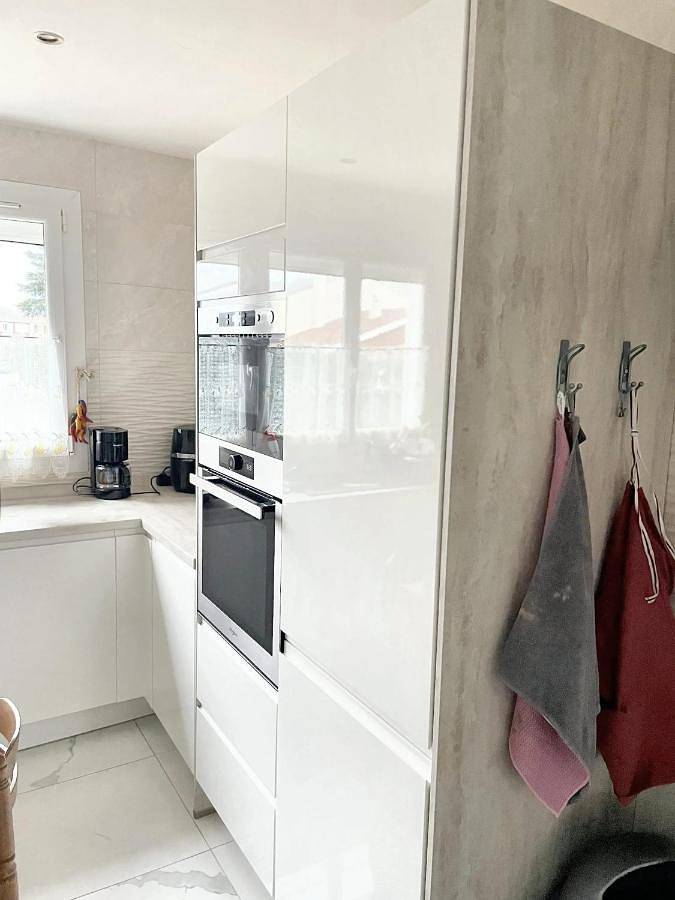 Location de vacances pour 6 personnes, avec terrasse et jardin à Élancourt - 4