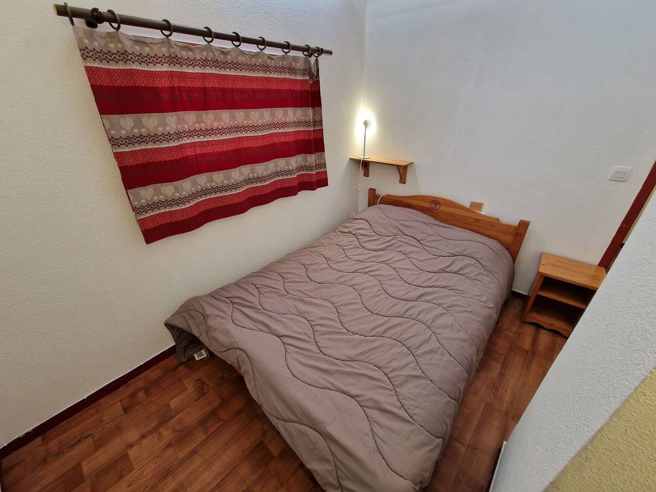 Entire apartment, Spacious 3-Room Apartment for 6/7 Near Charmasson Lift, Modane in Valfréjus, Modane