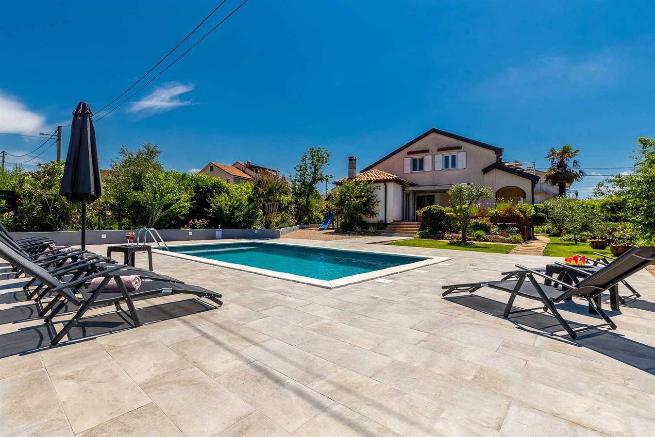 Casa vacanza a Brzac a partire da 300€ a notte