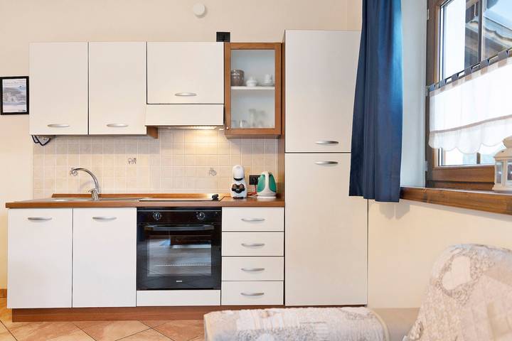 Entire apartment, Apartment 'Greta Baita Mauri' with Balcony & Wi-Fi in Livigno, Stilfser Joch National Park