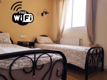 Gîte pour 6 personnes, avec vue et jardin dans Ifrane