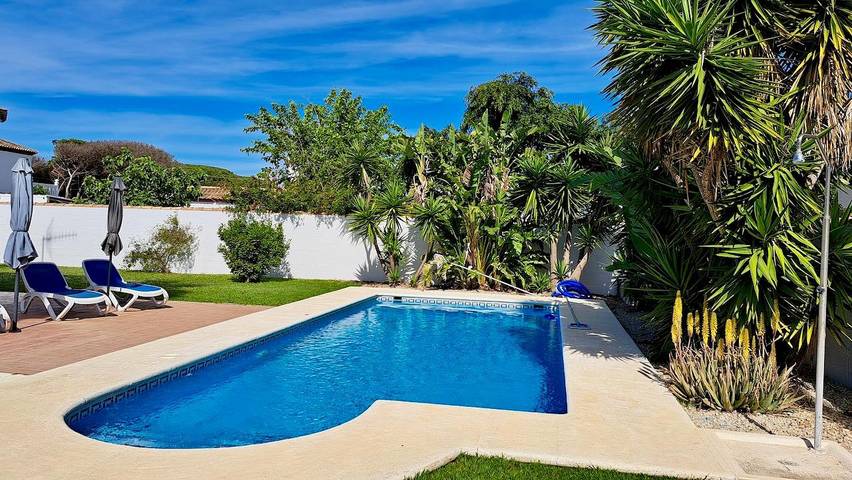 Chalet para 8 personas, con Jardín y Piscina en Andalucía - 2