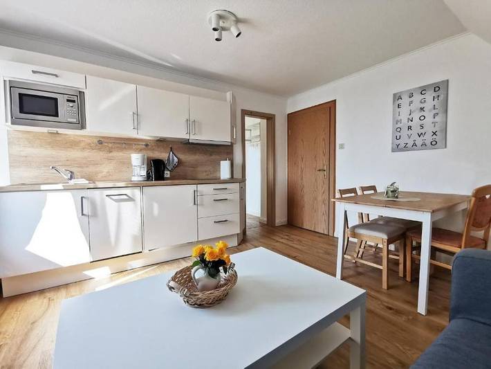 Ferienwohnung mit Meerblick für 3 Personen, mit Garten