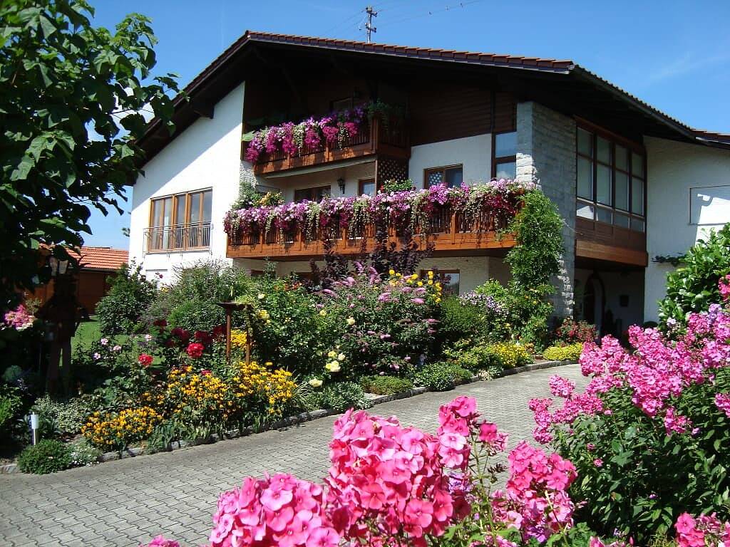 Geheel appartement, Ferienwohnungen Krenn - 1x Fewo (56 qm) in Tittling, Oost-Beieren