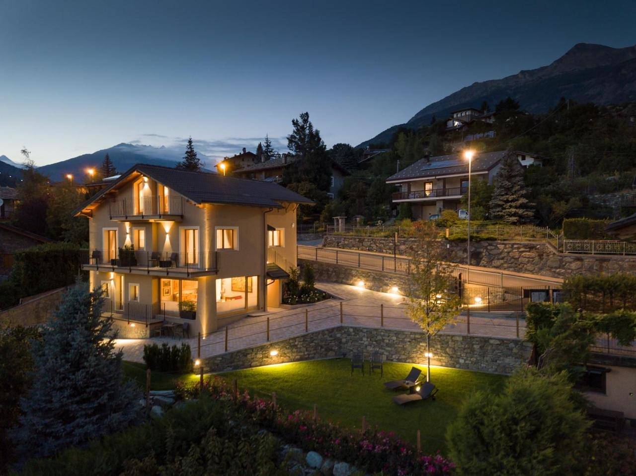 Le Petit Lievre in Aoste, Alpes valaisannes
