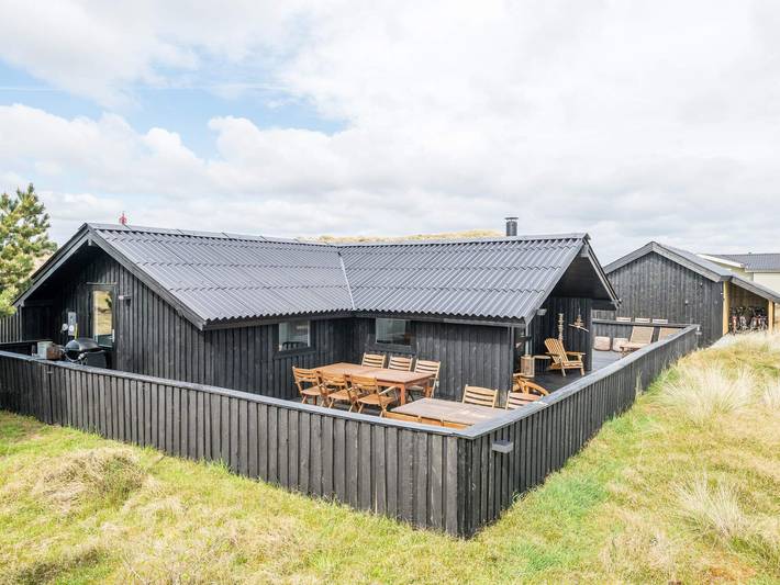 Ferieudlejning for 4 personer, med Terrasse på Fanø