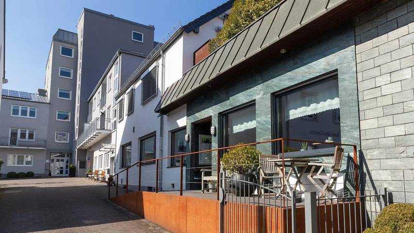 Ferienwohnung für 4 Personen, mit Terrasse und Garten, mit Haustier in der Südeifel