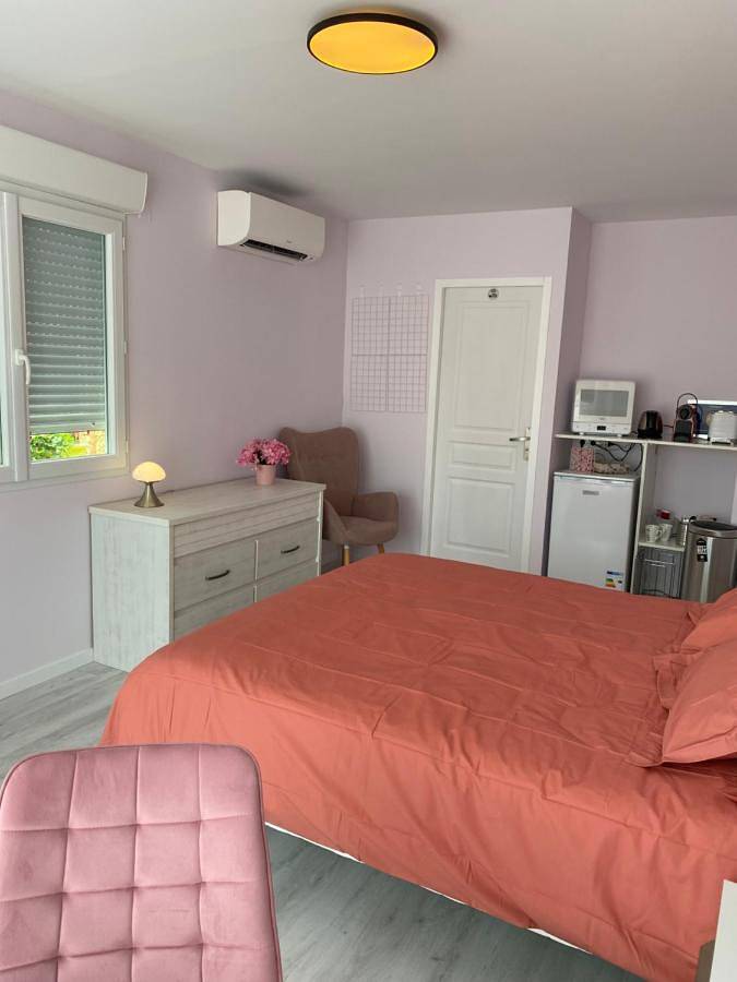 Ganze Ferienwohnung, Double Room in Nissan-lez-Enserune, Mittelmeerküste (Frankreich)