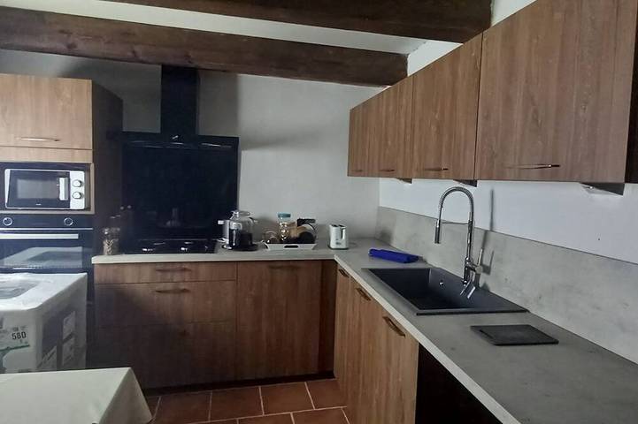 Location de vacances pour 4 personnes, avec jardin à Sainte-Eulalie (Cantal) - 4