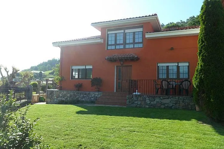 Casa de vacaciones para 6 personas, con vistas y jardín, Se admiten mascotas - 1