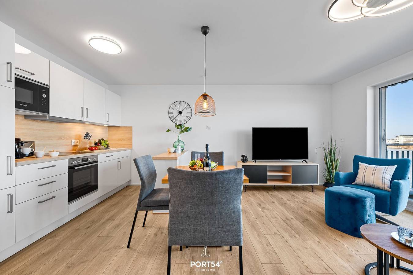 Ganze Wohnung, Biarritz - 2. Stock, Balkon, Hafenblick, Waschmaschine, eigener Parkplatz in Olpenitz, Kappeln