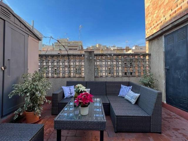 Ferienhaus für 8 Personen, mit Terrasse, mit Haustier in Barcelona - 3