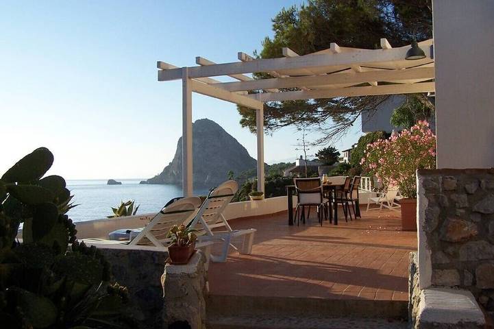 Villa per 5 persone, con terrazza e giardino - 1