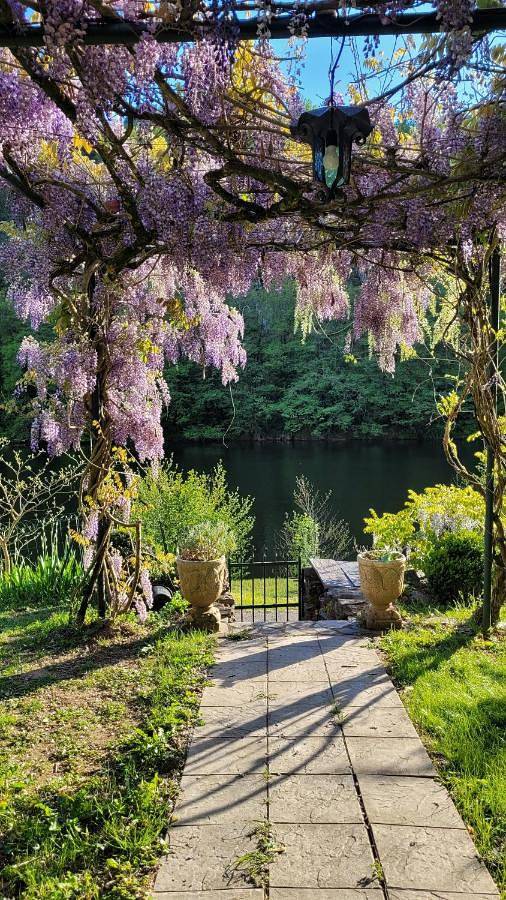 Chambre d’hôte pour 3 personnes, avec piscine ainsi que vue et jardin dans Conques-en-Rouergue - 3