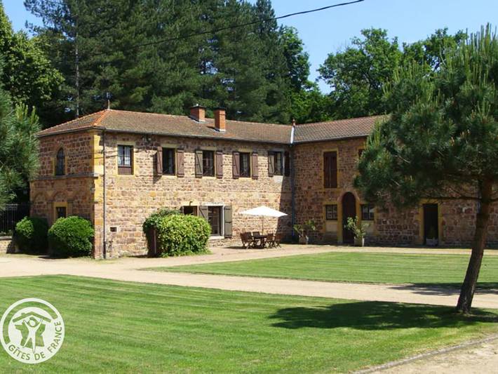 Gîte pour 8 personnes, avec Terrasse et Jardin