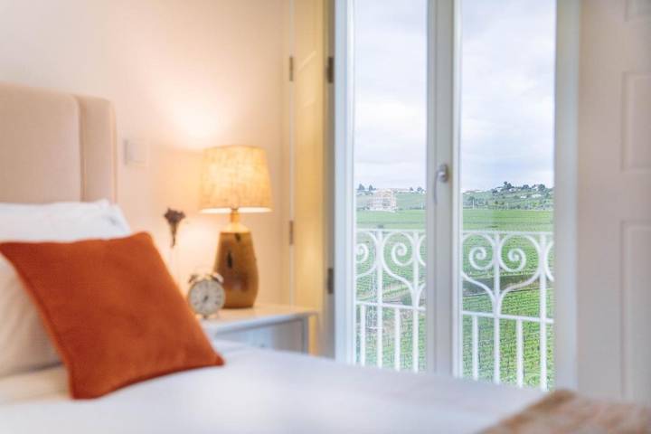 Location de vacances pour 2 personnes, avec jardin ainsi que piscine et vue dans Alijó - 3