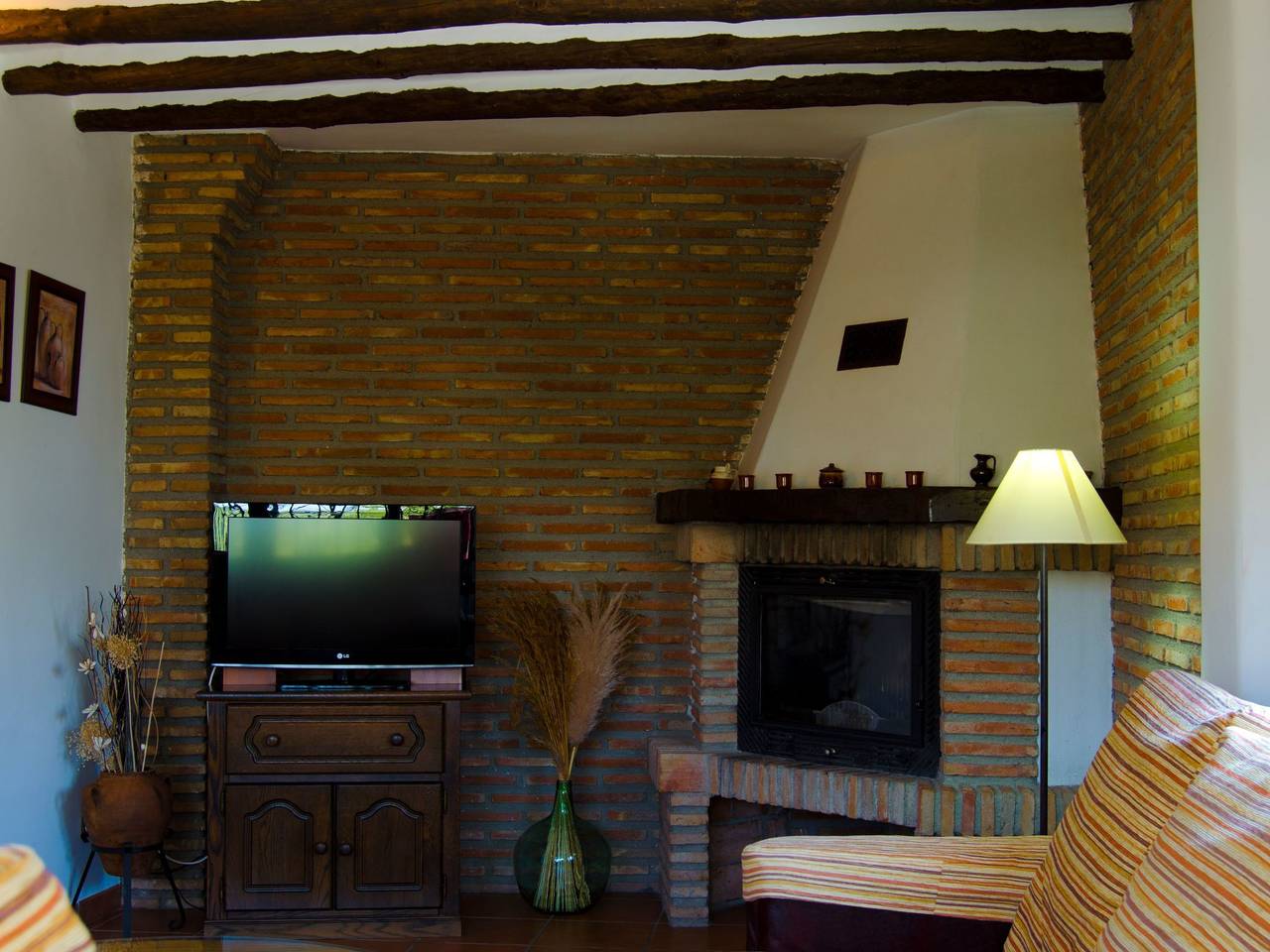 Apartamento en el centro de la ciudad con vistas al río y restaurantes cercanos in Válor, Provincia de Granada