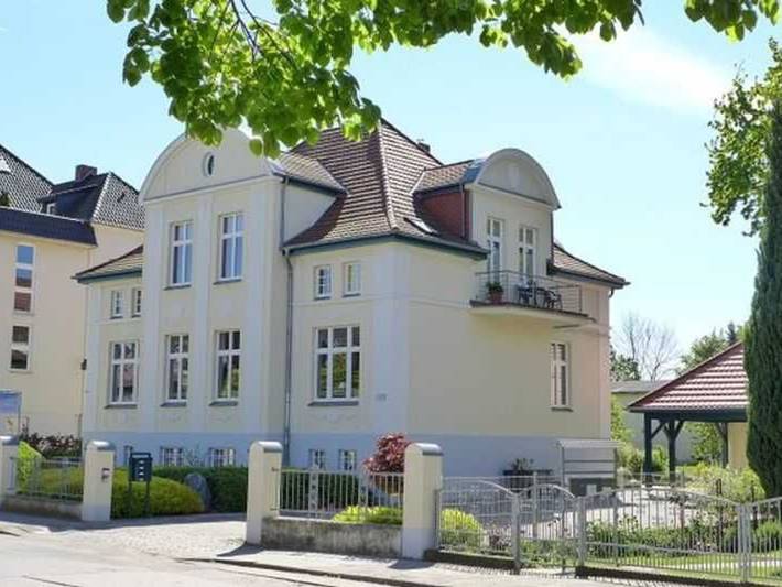 Ferienwohnung für 3 Personen, mit Garten am Tollensesee