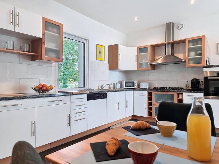 Location de vacances pour 8 personnes, avec jardin et vue à Nesmy - 3