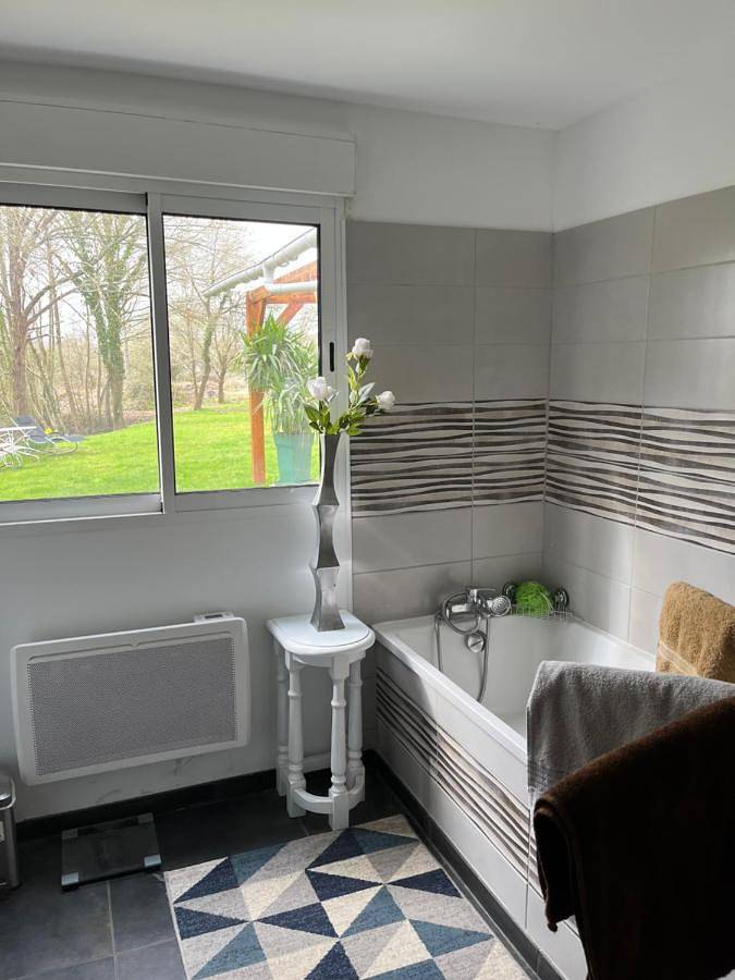Two-Bedroom Chalet in Yvré-l'Évêque, Sarthe