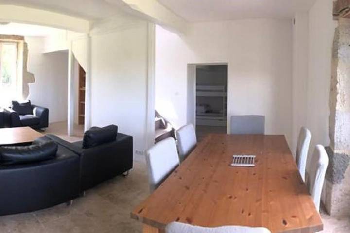 Location de vacances pour 15 personnes, avec vue ainsi que piscine et jardin, animaux acceptés à Moncrabeau - 3