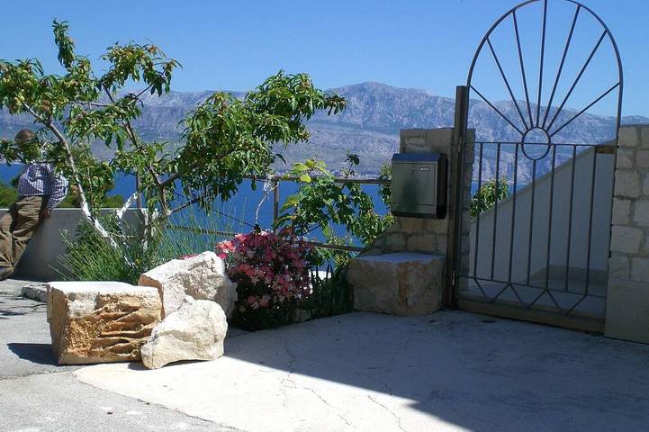 Ferienhaus für 10 Personen, mit Balkon und Garten - 1