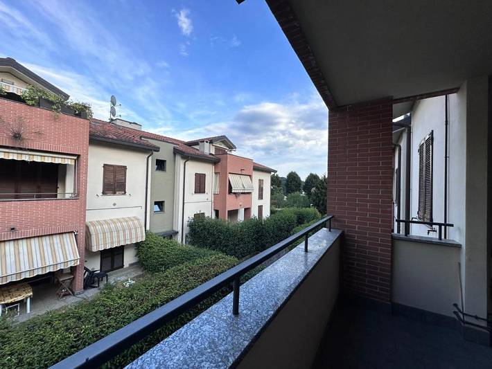Appartamento per 3 persone, con Balcone a Besana in Brianza