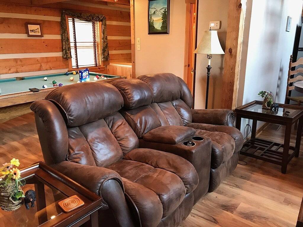 Cabin mit schöner Aussicht, auf 'Peaceful Seite der Smokies' in Tuckaleechee, Blount County