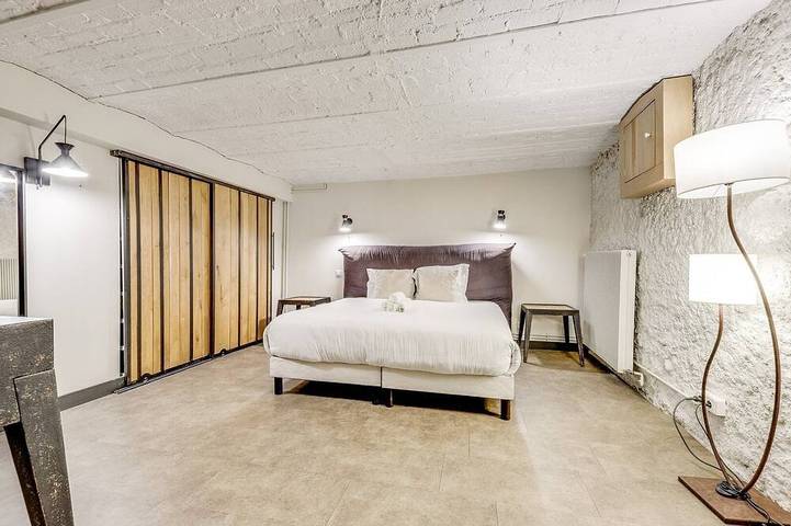 Gîte pour 5 personnes dans Theatre De La Tour