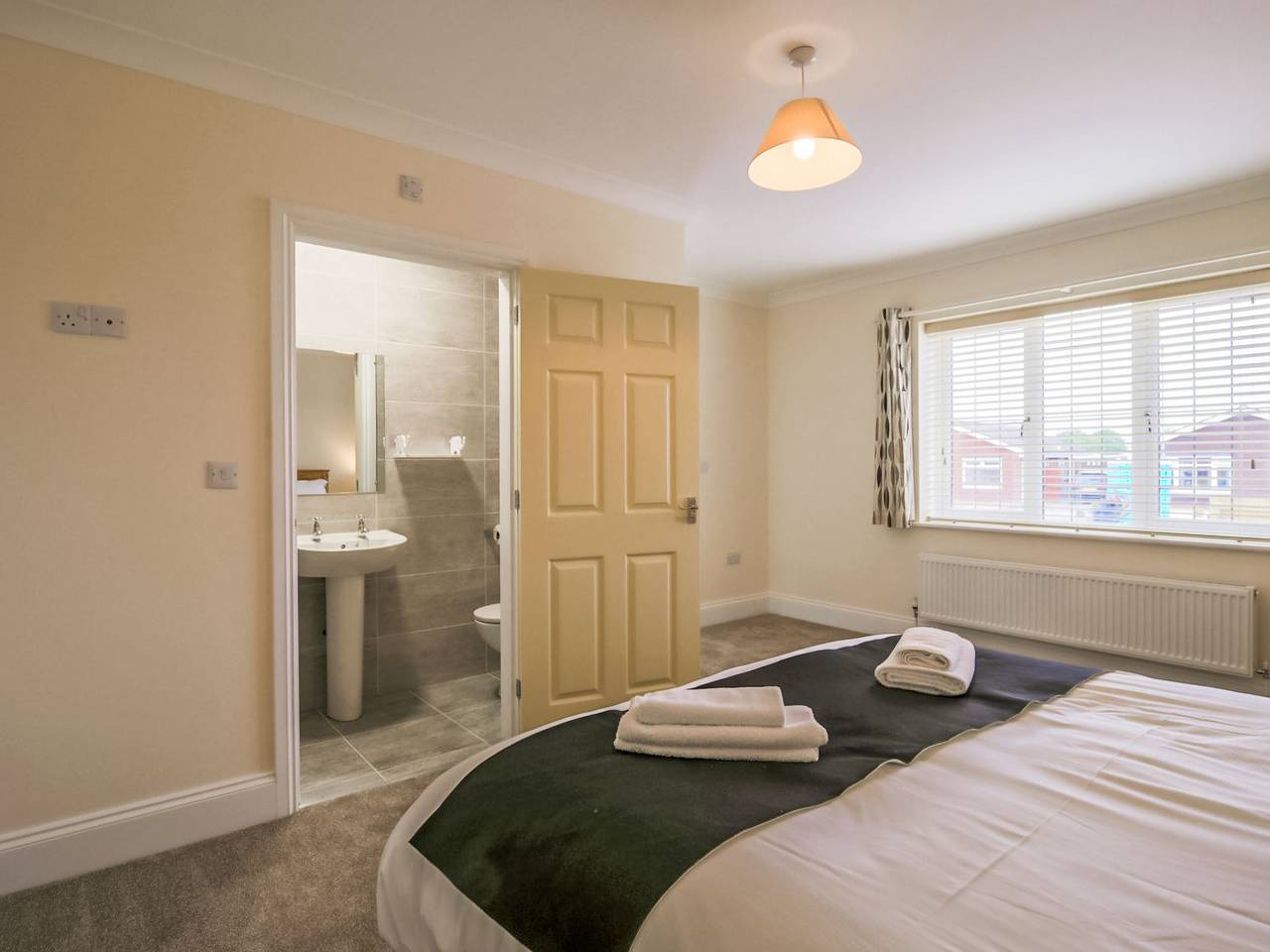 2 Dawson Court - Uk33411 in Mablethorpe, Lincolnshire