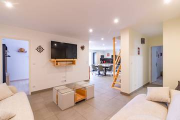 Location De Vacances pour 6 Personnes dans Montlaur (Midi-Pyrénées), Parc naturel régional des Grands Causses, Photo 1