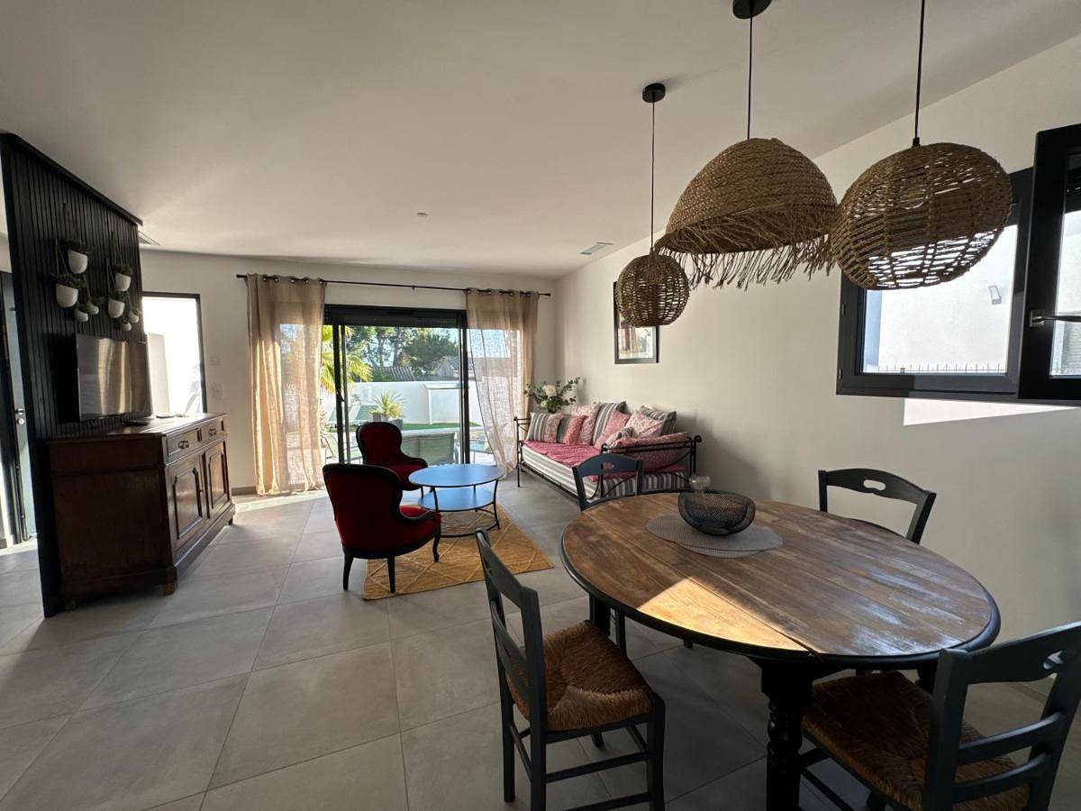 Two-Bedroom Villa in Portiragnes, Côte d'Améthyste