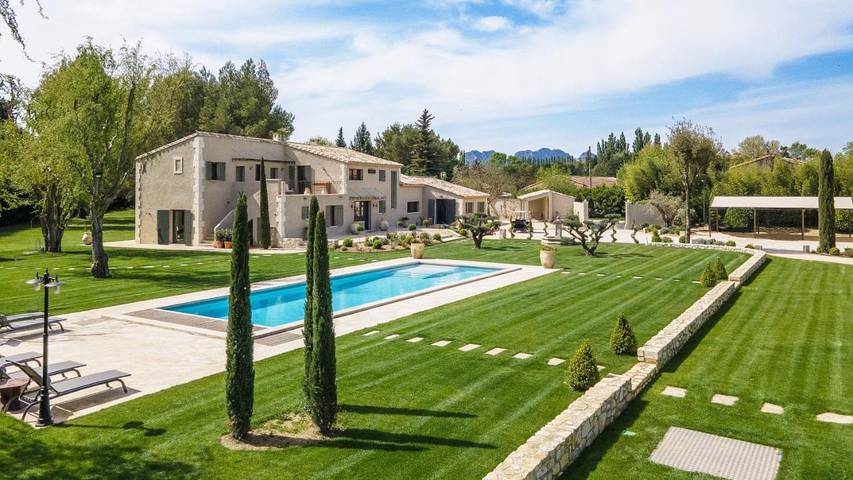 Chambre d’hôte pour 4 personnes, avec vue ainsi que piscine et jardin