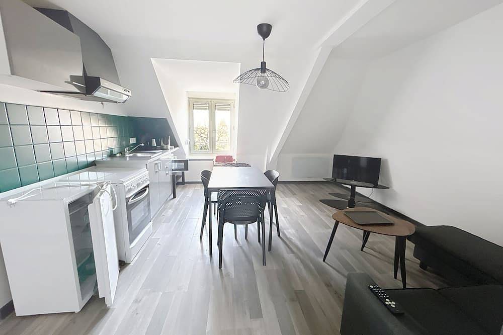 Apartamento entero, 1 bedroom apartment - 15mn from Saint-Malo in Plerguer, Región de Saint-Malo