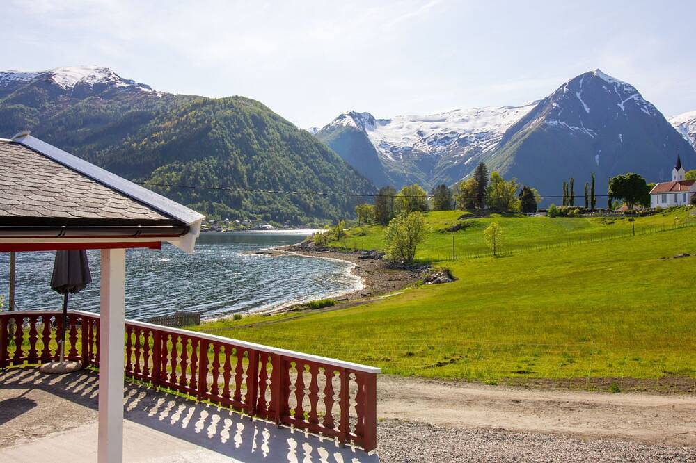 Naustvollen in Sognefjord