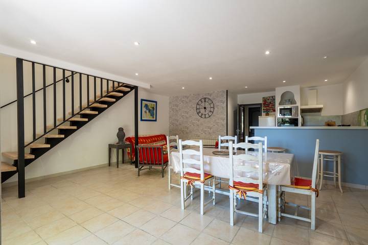 Location de vacances pour 6 personnes, avec Jardin à Jonquières - 3
