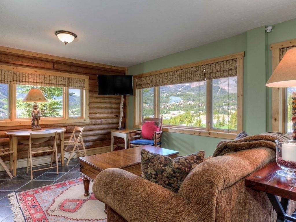 Washaki Cabin - Haustierfreundlicher Big Sky Retreat mit Winter-Shuttle-Service! in Big Sky Mountain Village, Big Sky