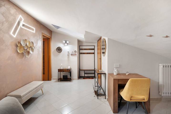 Ferienhaus 'La Tana Del Lupo' mit Bergblick, Wlan und Klimaanlage in Avellino, Avellino Provinz