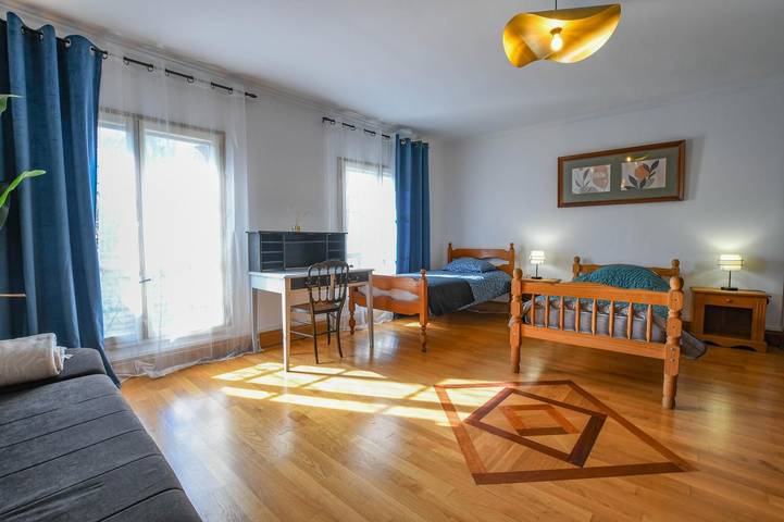 Gîte pour 6 personnes, avec terrasse à Bar-sur-Aube - 2