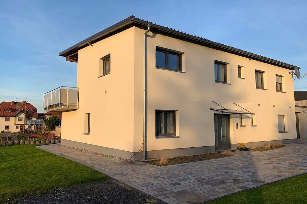 Ganze Wohnung, In den Reben - Ferienwohnung - Appartement/Fewo, Bad, Wc, 1 Schlafraum in Kallstadt, Pfälzer Rheinebene