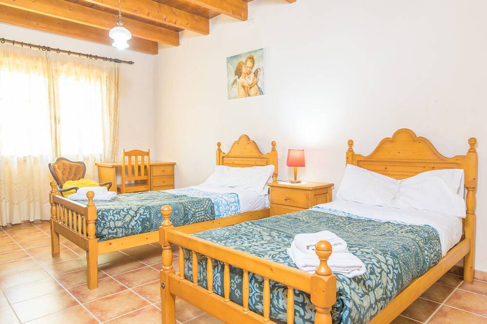 Es Blanquer De Na Fani - Villa con piscina privada en Binissalem. Wifi Gratis in Binisalem, Interior de Mallorca