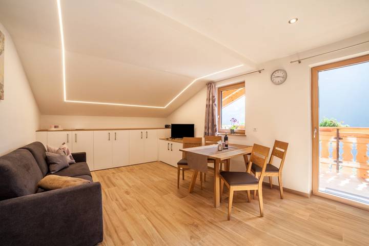 Hel lejlighed, Pet-friendly Apartment "Innergasserhof Ferienwohnung Enzian" in St. Martin in Passeier, Passeiertal
