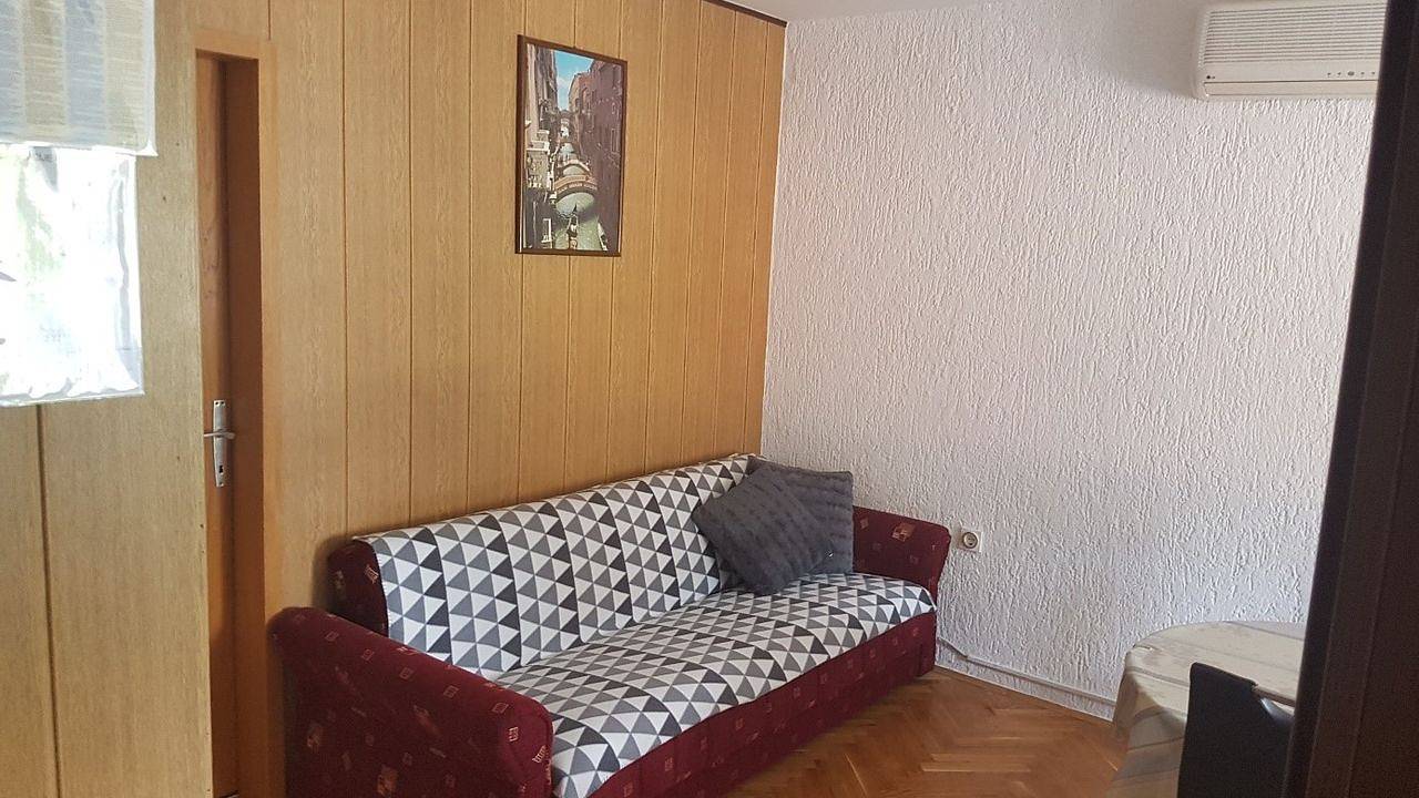 Ganze Ferienwohnung, Ferienwohnung für 6 Personen (44 m²) in Lopar in Lopar, Rab