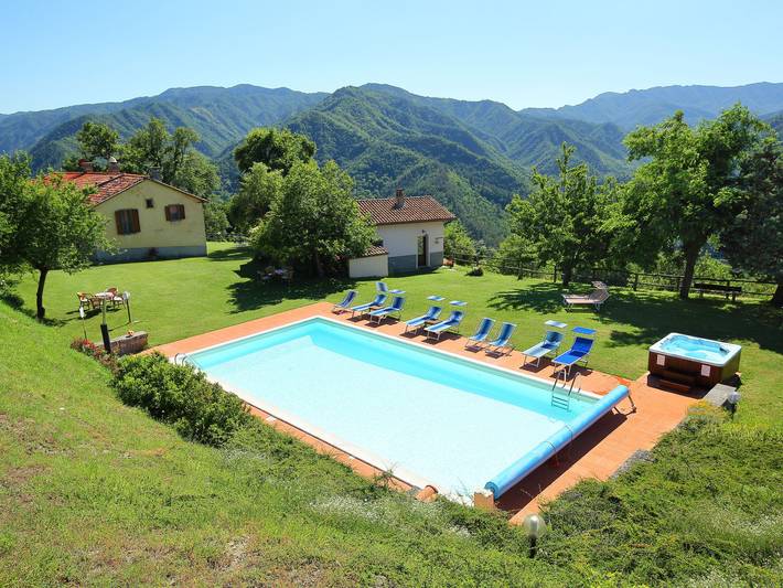 Holiday apartment for 4 people, with garden and view, with pets - 1