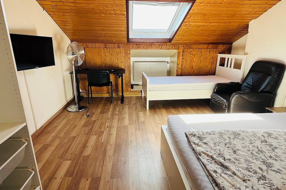 Ganze Wohnung, Geräumte 3 Zimmer Wohnung mit separater Küche in Heuchelheim, Lahntal