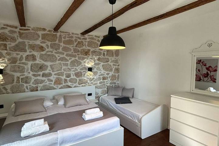Villa für 6 Personen, mit Pool und Garten, mit Haustier in Banjol - 3