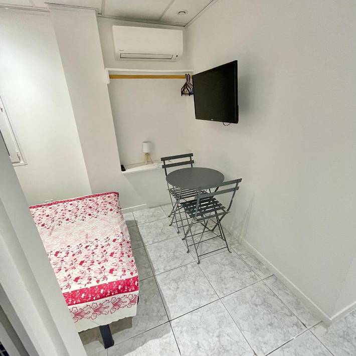 Maison d’hôte pour 2 personnes, avec piscine ainsi que terrasse et jardin à Agde - 2